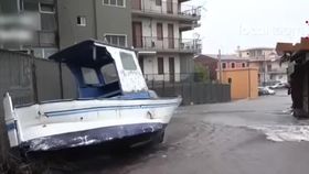 VIDEO Spania lovită din nou de ploi torențiale. Oamenii trăiesc într-o panică fără sfârșit